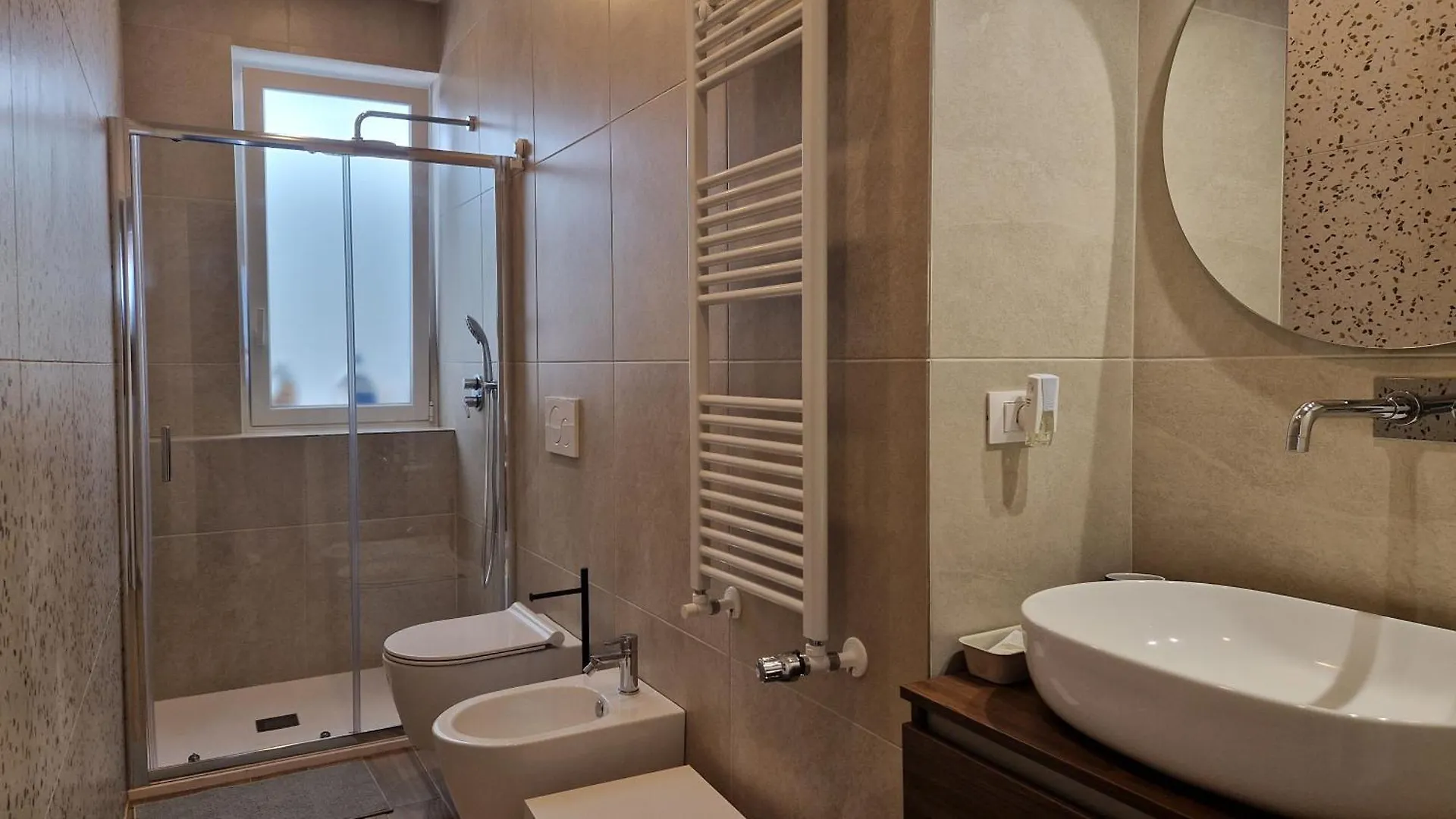 קטאניה Orlando Rooms